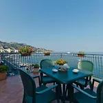 شقة Miriam Sea Front Jacuzzi