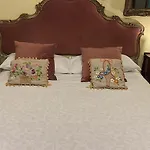 Апартаменты Miriam Sea Front Jacuzzi