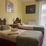 Miriam Sea Front Jacuzzi Апартаменты *