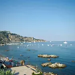 Miriam Sea Front Jacuzzi *