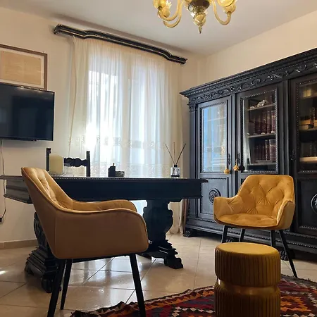 Miriam Sea Front Jacuzzi Appartement *