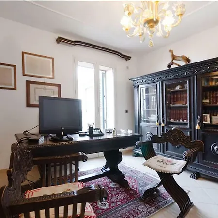 Miriam Sea Front Jacuzzi 公寓 贾迪尼-纳克索斯