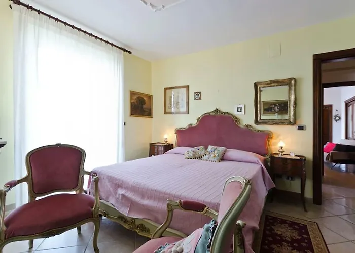 Miriam Sea Front Jacuzzi ジャルディーニ・ナクソス