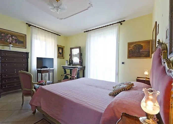 Miriam Sea Front Jacuzzi